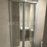 摺疊淋浴門｜開口受限、空間超小，這款才解決得了